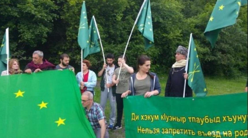 Çerkes sürgününü anmak için Rusya'ya girmek isteyen 22 Çerkes ülkeye alınmadı
