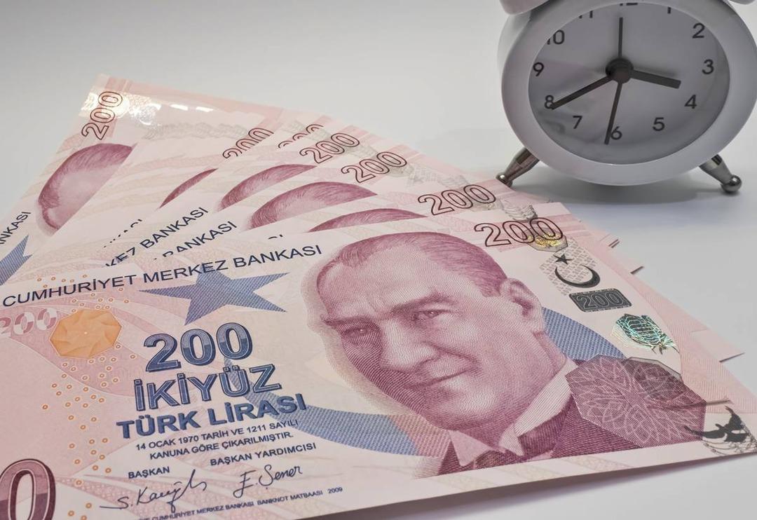 3600 ek g&ouml;sterge i&ccedil;in heyecanlı bekleyiş! Yeni form&uuml;l ile maaş ve ikramiyeler...