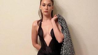 Melisa Şenolsun sezonu açtı! Sere serpe keyif yaptı