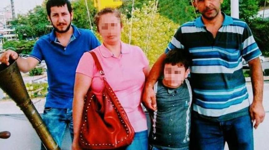 Zonguldak'ta babasını bıçaklayıp, annesini dövüp 'bugün senin ölme günün' demişti! Tahliye edildi
