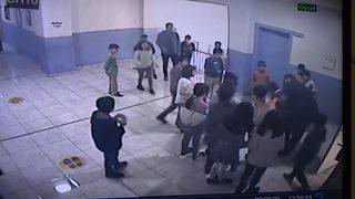 Öğretmenden hayat kurtaran hamle! Korku dolu anlar kamerada