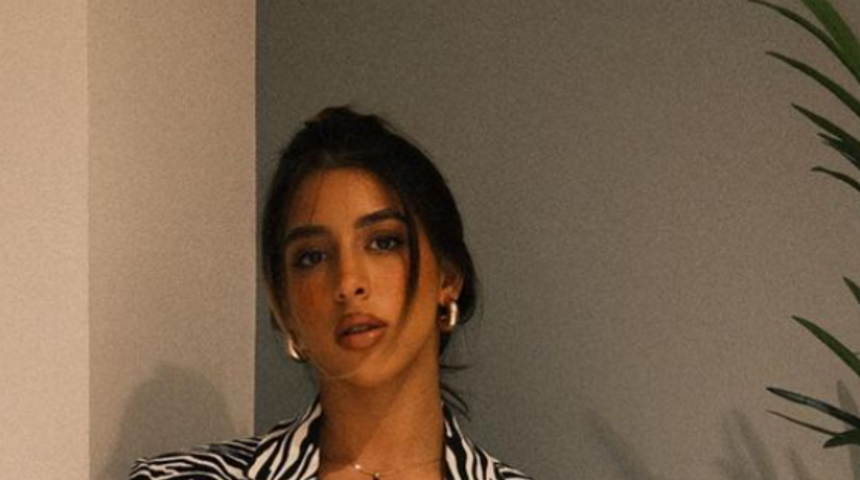 Love Island yarışmacısı Shannon Singh’tan cesur poz! Tamamen çıplak kalarak Instagram yasağını deldi