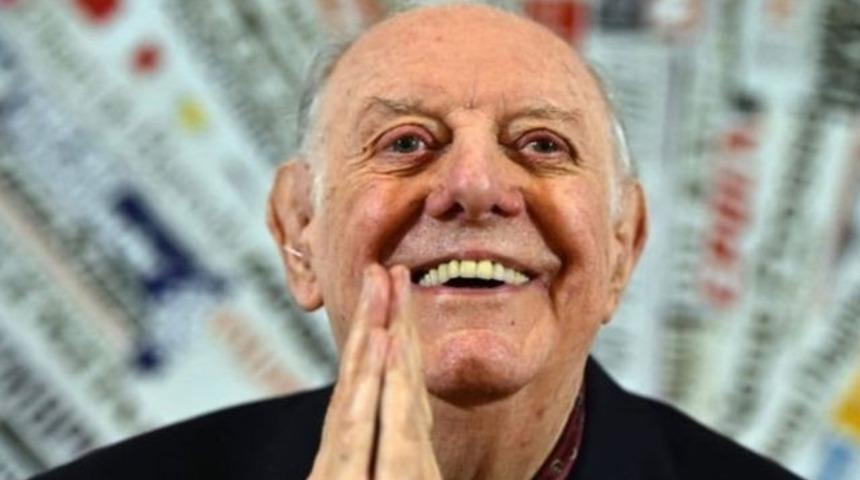 Siyasi hiciv ustası Dario Fo 90 yaşında &ouml;ld&uuml;