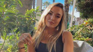 Survivor'dan elenen Sude Burcu soluğu Mert Öcal'ın yanında aldı