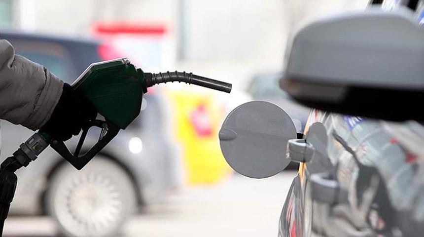 Son dakika: Araç sahiplerine kötü haber! Benzin ve motorine zam geldi, akaryakıt fiyatları...