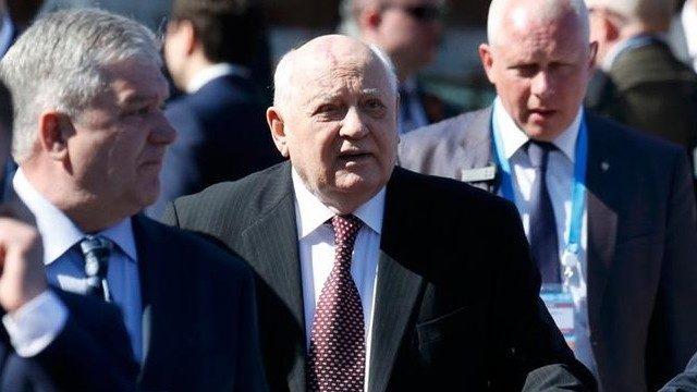 Gorbaçov'a Ukrayna'ya giriş yasağı getirildi