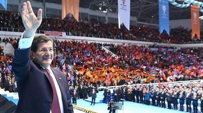 AK Parti se&ccedil;im şarkısını Ayna Grubu seslendiriyor