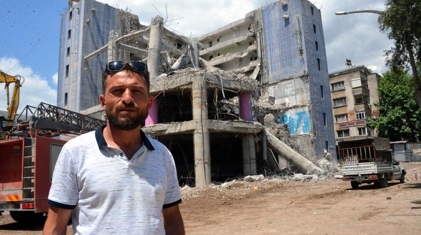 Kahramanmaraş'ta dünyanın en saçma binasının yüzde 70'i yıkılınca kurban kestiler