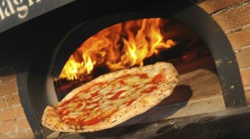 İtalyan mahkeme: Nafaka pizzayla ödenebilir