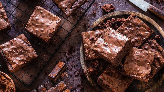 Tam ölçülü brownie tarifi! Bu lezzeti bir kez tadınca hep yapmak isteyeceksiniz