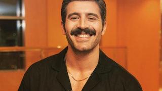 Camdaki Kız'ın Hayri'si Cihangir Ceyhan'dan kas şov! 