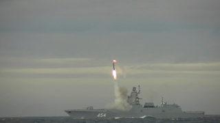 Rusya'dan 'hipersonik' gözdağı! Hedefi 1000 kilometre öteden vurdu