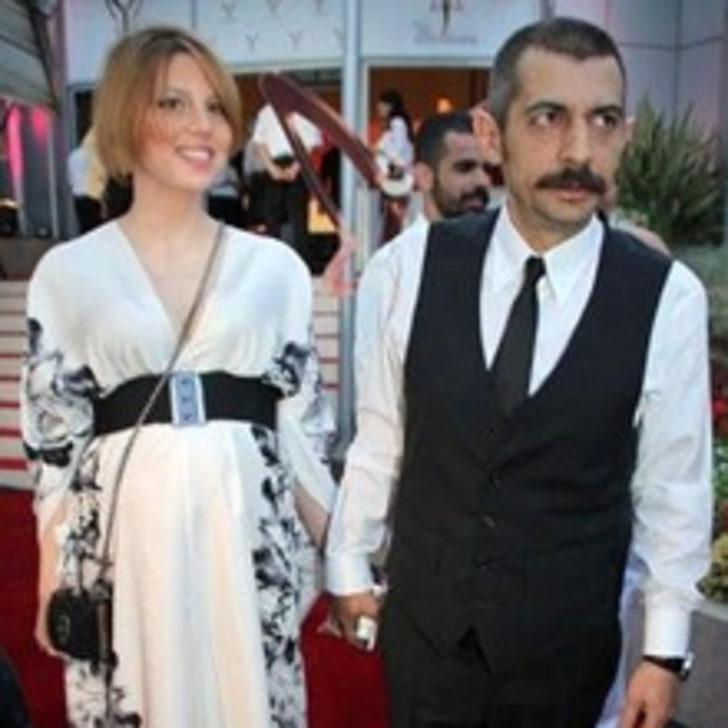 Benimle Evli Olduğunu Unuttu