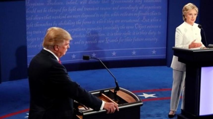 Trump ve Clinton son kez kozlarını paylaştı