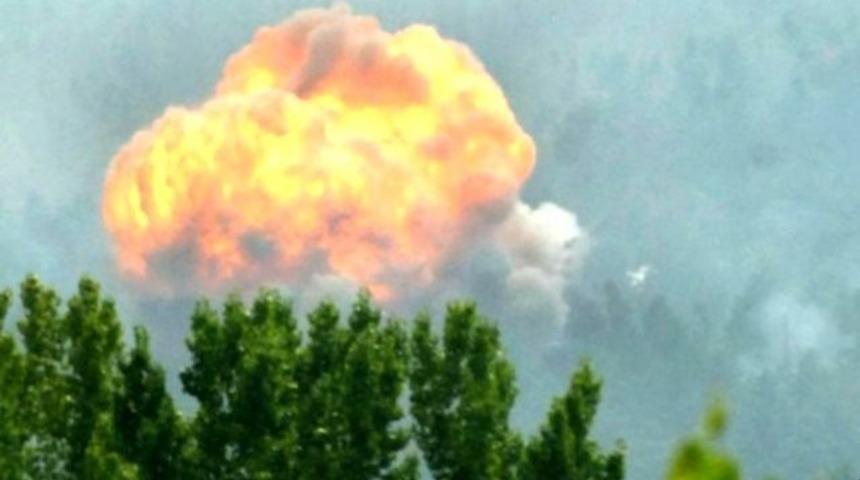 Hindistan'da cephanelik patlaması: 17 ölü
