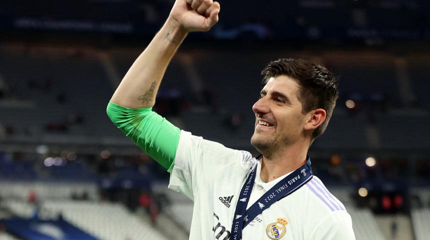 Son dakika: Altay Bayındır, Şampiyonlar Ligi finali sonrası sosyal medyayı salladı! 