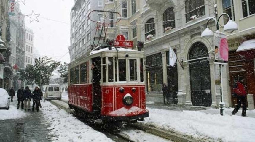 İstanbul'da yarın okullar tatil mi? İstanbul ve Ankara Valiliği'nden açıklama