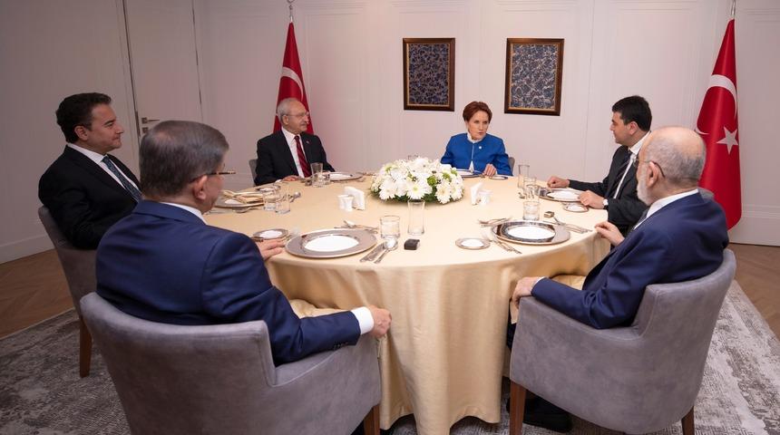 Son Dakika: Altılı masadan ortak açıklama: Seçim sonuçları kesinleşene kadar ortak çalışmaya ve iş birliğine devam edeceğiz 