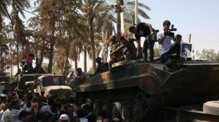 Suriye'de Madaya'dan sonra Deyr ez Zor'da da a&ccedil;lıktan insanlar &ouml;l&uuml;yor