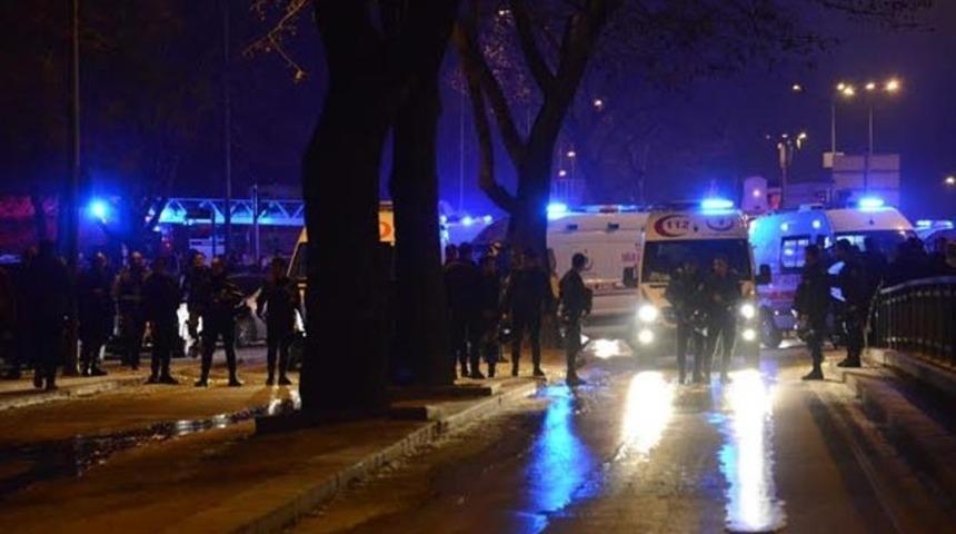 Dünya Ankara'da terör saldırısını böyle duyurdu