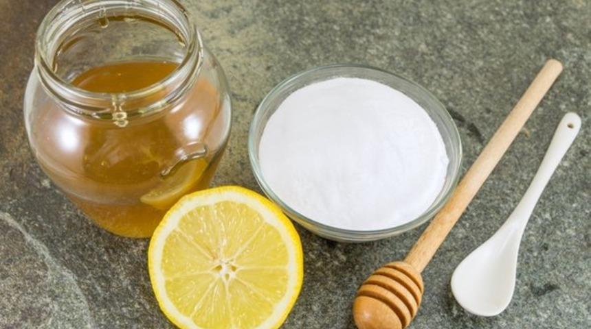 Yaz aylarına daha zayıf girmek isteyenler dikkat! İşte bir kaşık ballı karbonat karışımının faydaları