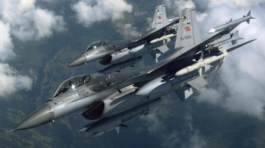 Kuzey Irak Metina bölgesindeki PKK'ya ait 5 hedefe hava harekatı