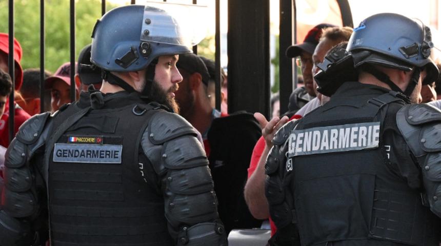 Fransa: Şampiyonlar Ligi finali öncesi çıkan kaosun sorumlusu 'sahte biletli' Liverpool taraftarları