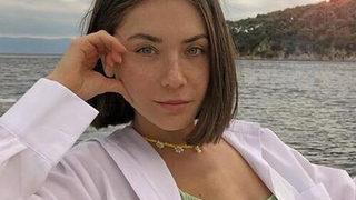 Yeni doğum yapan Fulya Zenginer bebeğinin yüzünü gösterdi