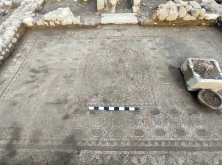 UNESCO Dünya Mirası Listesi’nde yer alıyor! 1800 yıllık geometrik desenli mozaik bulundu G1