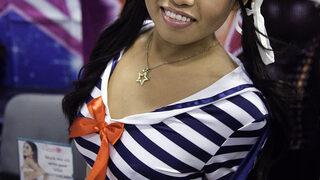 'Çalıştığım yerdeki müşteri, insan kaynaklarına gizli bir seks işçisi olduğumu söyleyerek beni kovdurmaya çalıştı'