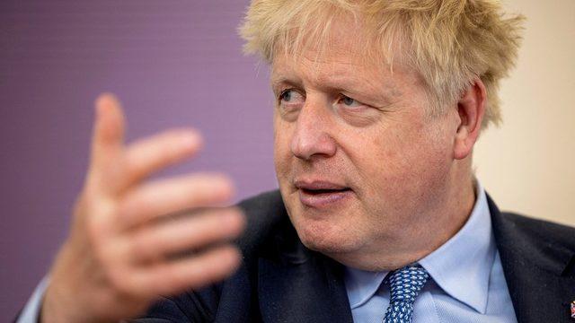 Boris Johnson geçen yıl sonundan bu yana parti skandalının yarattığı baskı altında