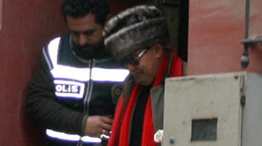 'Acaba homo mu oluyorum'