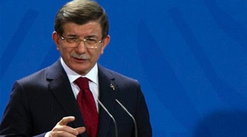 Davutoğlu&rsquo;ndan vize m&uuml;jdesi