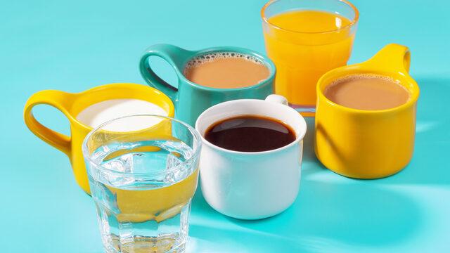 Susuzluğunuzu meyve suyu ile gidermeyin!