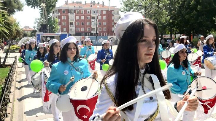 Avcılar’da bandolu “Sigarayı bırak” çağrısı G1