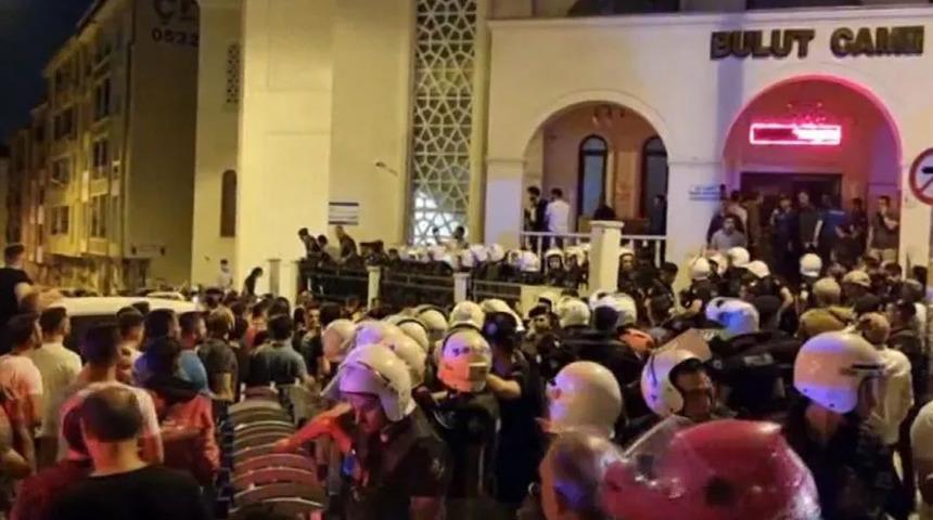 Camideki iğren&ccedil; tacizle ilgili yeni gelişme! Mahalleli lin&ccedil; girişiminde bulunmuştu