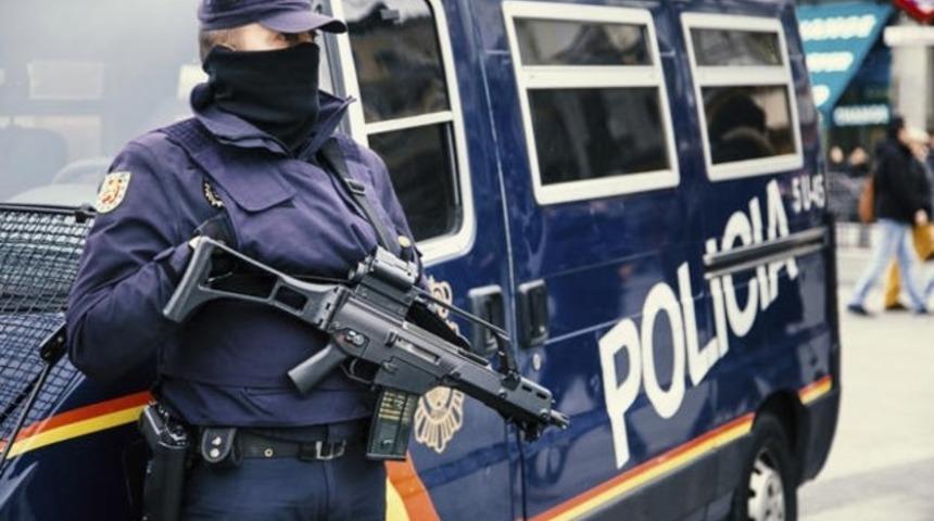 İspanya'da ter&ouml;r &ouml;rg&uuml;t&uuml; PKK'ya operasyon