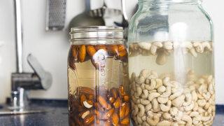 Enerji verir, etkisini iki katına çıkarır! Kuruyemişleri bir de böyle deneyin