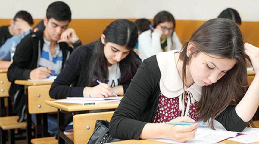 LGS'ye günler kala öğrencilere bir uyarı daha! 'Teknoloji ve internet kullanımını azaltın'