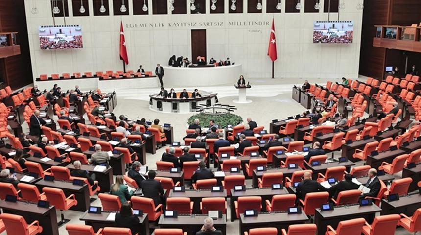 Son dakika: İstanbul Finans Merkezi’yle ilgili değişiklikler içeren yasa teklifi TBMM'ye sunuldu 