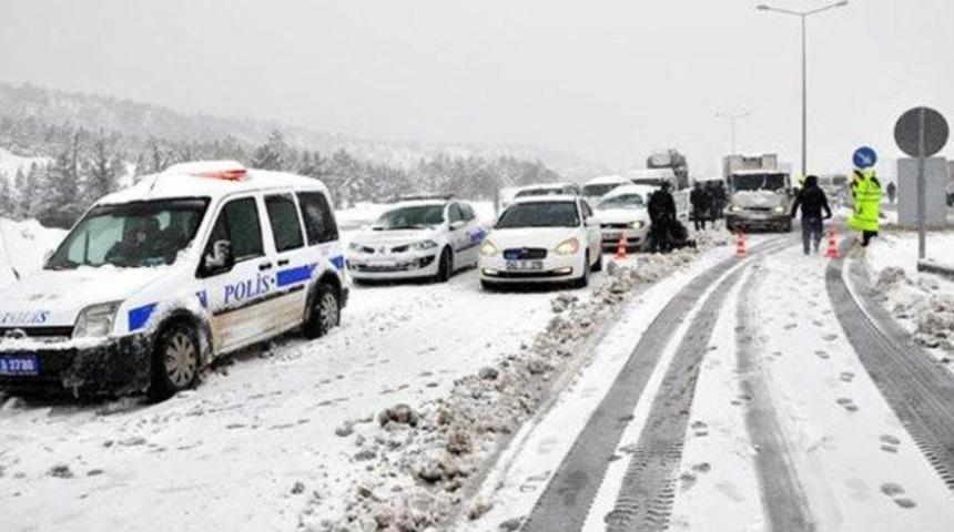 Kar Türkiye'yi etkisi altına aldı