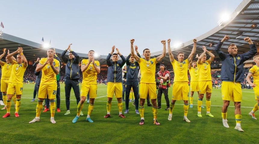 Ukrayna, işgal sonrası ilk maçında İskoçya'yı geçerek Dünya Kupası play-off finaline çıktı