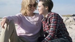 Cinsiyet değiştiren Elliot Page kapak oldu! Pozları dikkat çekti