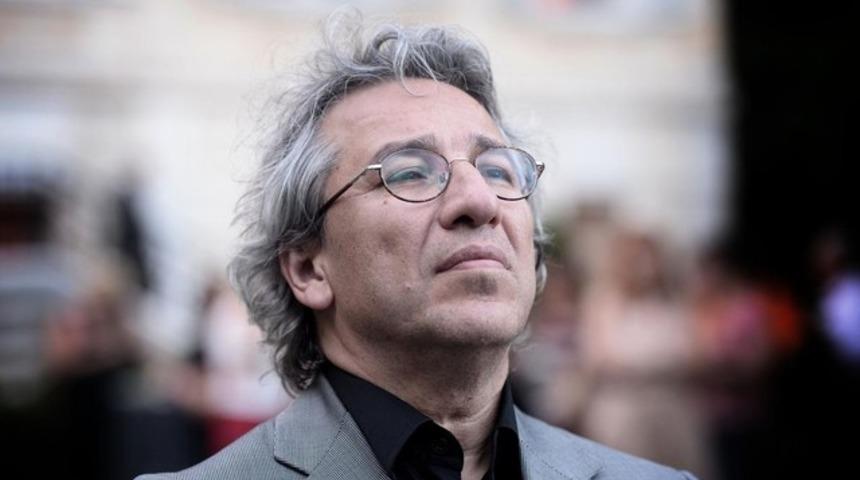 Can D&uuml;ndar: İddianame değil, takdirname