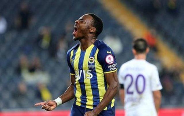 414x262-fenerbahce-haberi-kanaryaya-besiktas-derbisi-oncesi-bright-osayi-samuel-mujdesi-1651607120517