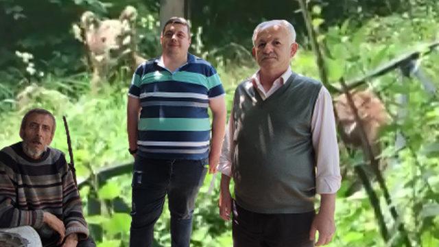 Bursa'da ilginç olay! Ayılarla iç içe yaşıyorlar: Muammer abi yan yana çay içiyordu