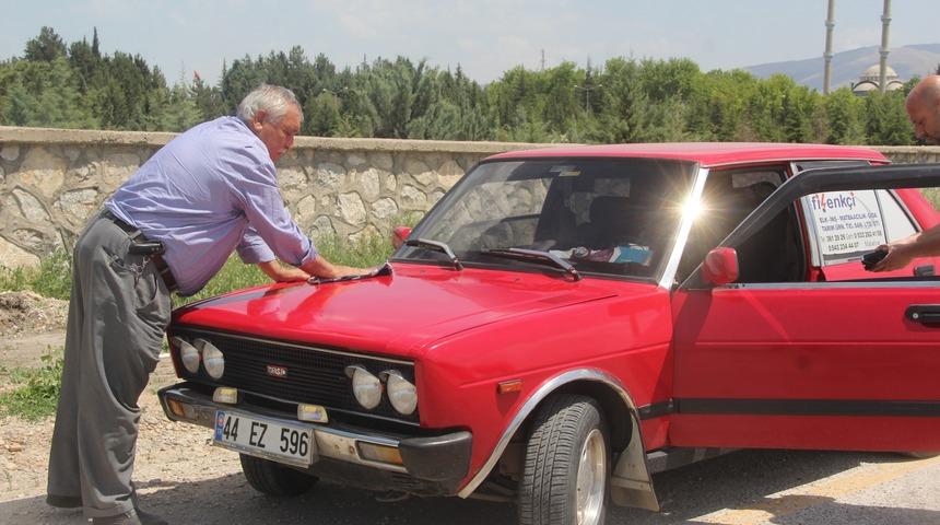 Adı: Nazlı Şahin! Özal ve Erbakan'ın bindiği aracı 2 saat kullanıyor: Trilyon verseler satmam