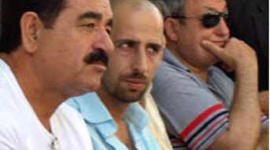 &Ccedil;ete Tatlıses'i para i&ccedil;in tehdit etmiş