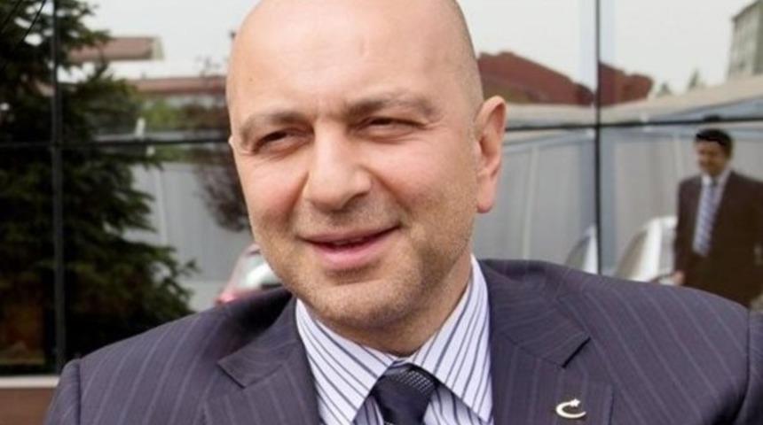 Yurtdışına kaçtığı iddia edilen Akın İpek'ten ilk açıklama