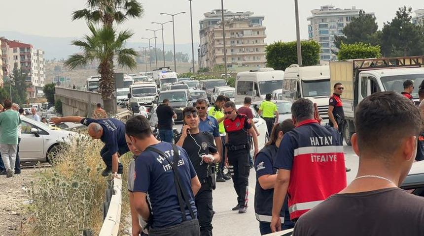İntihar girişimini izlerken kaza yaptılar! Çok sayıda yaralı var